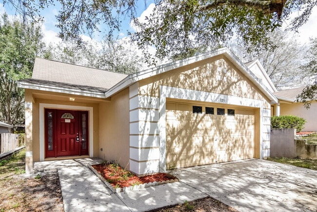 Building Photo - 725 Cape Cod Cir