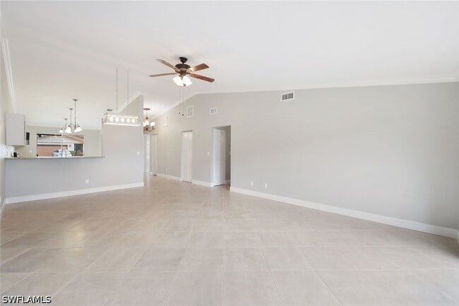 Photo - 6474 Royal Woods Dr
