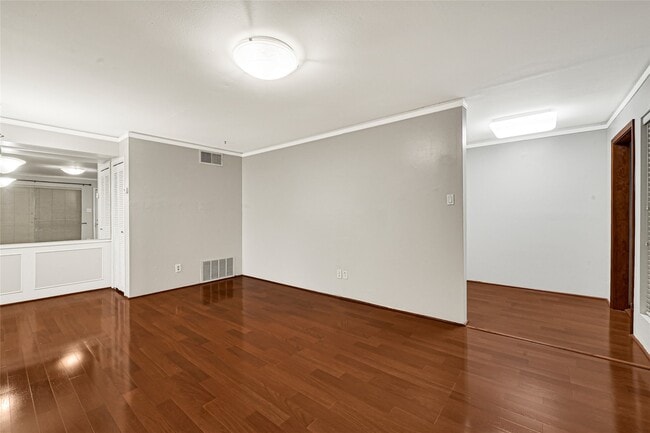 Photo - 800 Post Oak Blvd Unit 25