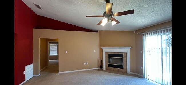 Photo - 267 Limestone Cir