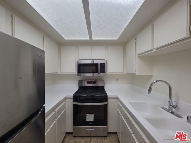 Photo - 3204 139th St Unit 2