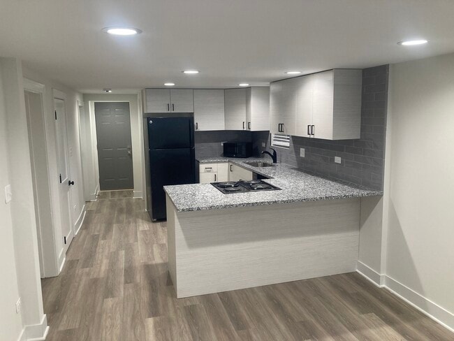 Photo - 1336 W Diversey Pkwy Unit G