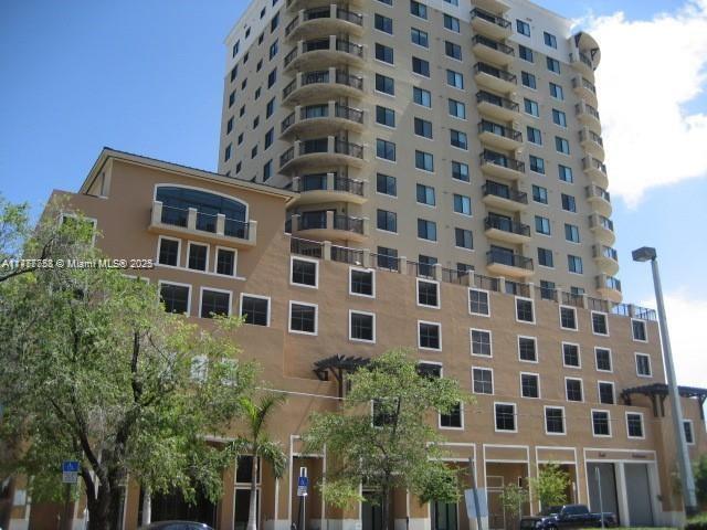 Building Photo - 4242 NW 2nd St Unit 1403 Rental