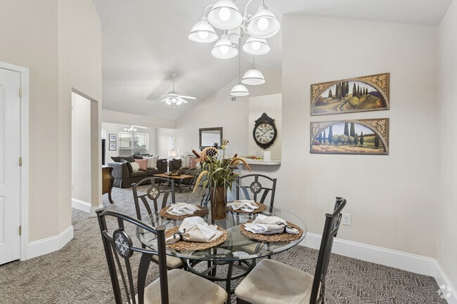 2BR, 2BA - 1,350SF - Dining Room