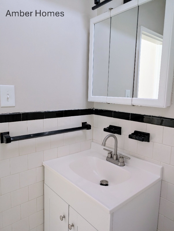 Photo - 1505 Becklow Ave