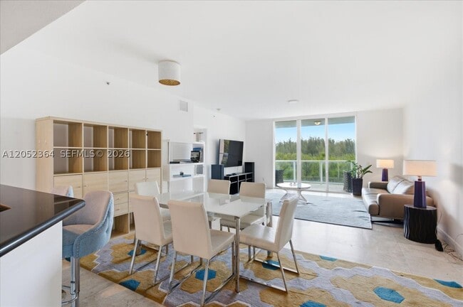 14951 Royal Oaks Ln Unit 402