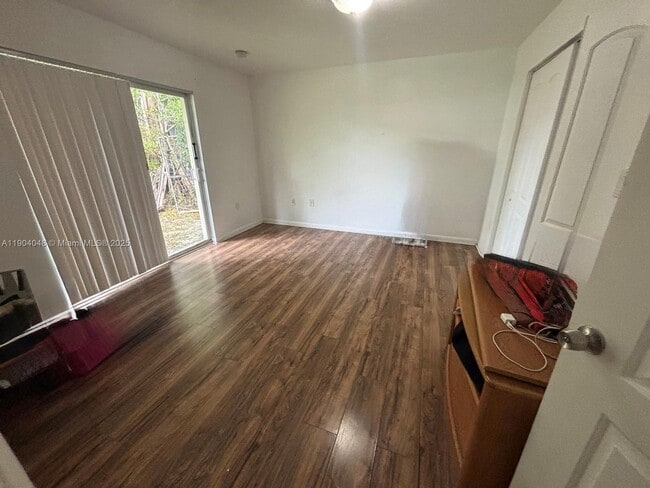 Photo - 2577 NE 184th Terrace