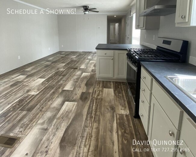 Photo - 204 Monterey Dr