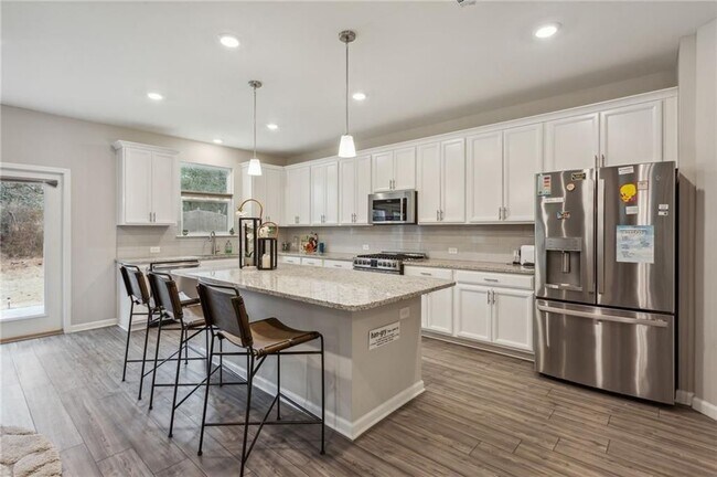Photo - 4367 Waxwing St