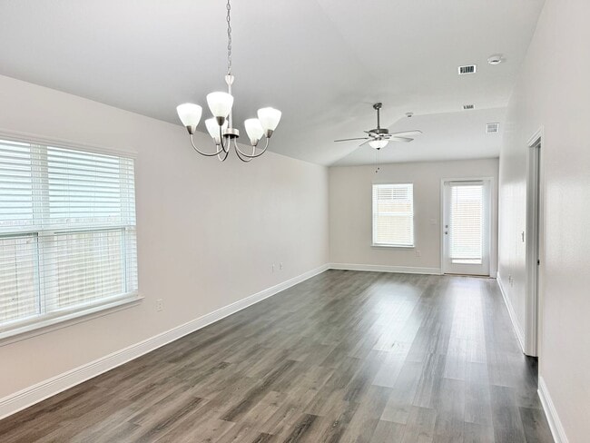 Photo - 3-Bedroom Home - Commanders Cove