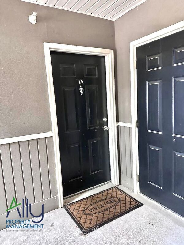 Photo - 725 Walker Square Unit 1-A - 1