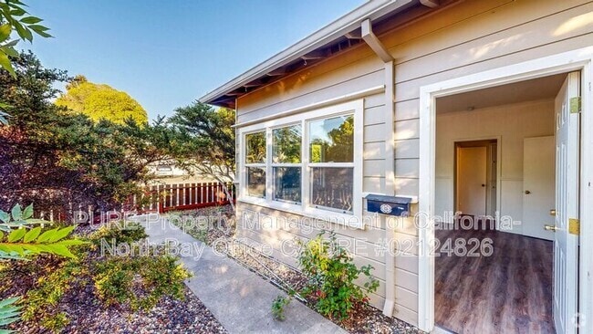 Building Photo - 1430 Sonoma Ave Rental
