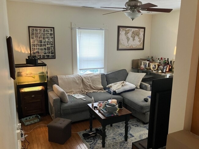 Photo - 192 Pleasant St