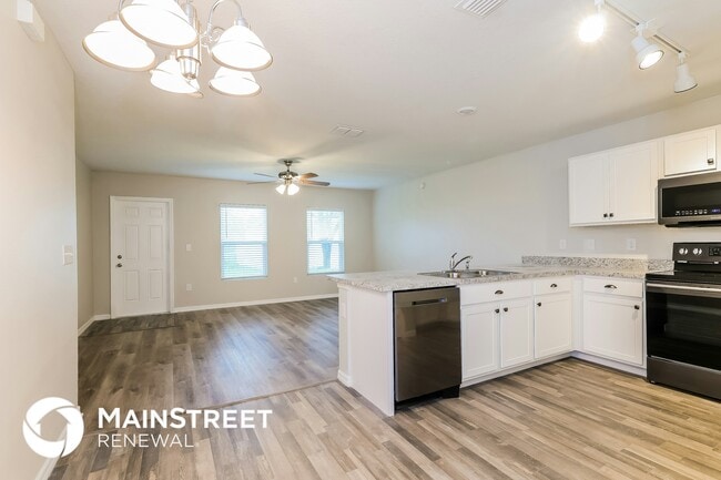 Photo - 231 Begonia Ln
