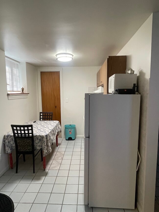 Photo - 440 E 42nd St Unit Bronzeville Studio