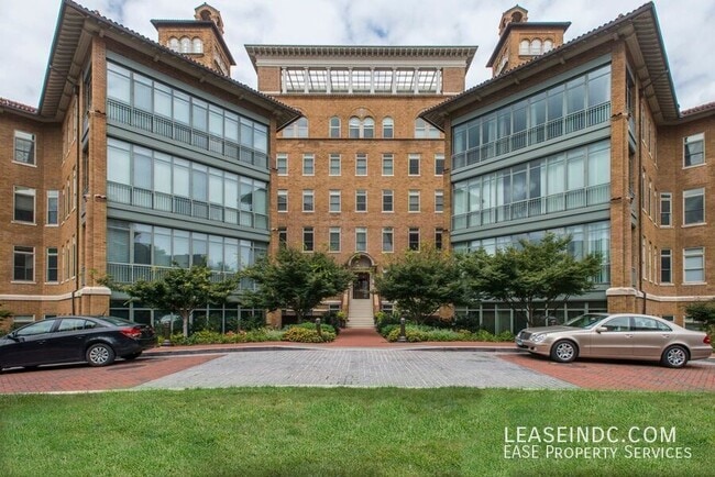 Building Photo - 2425 L St NW Unit #516