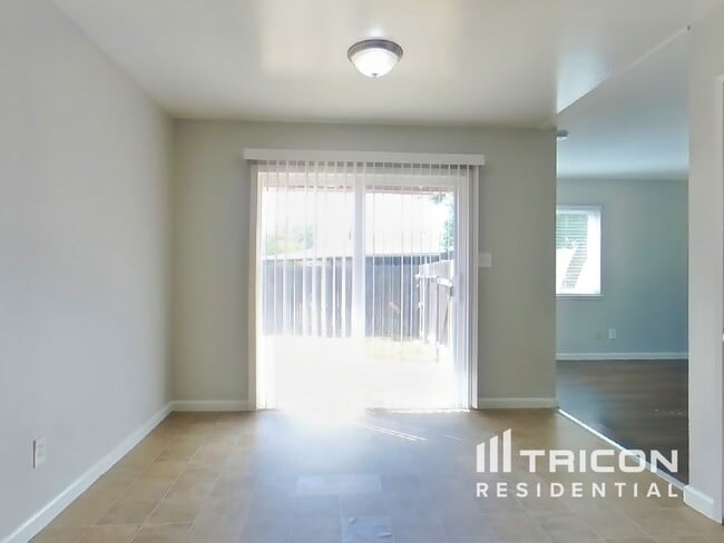 Photo - 10072 Zodiac Ct