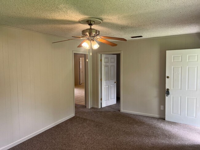 Photo - 2 Bed 1 Bath Home