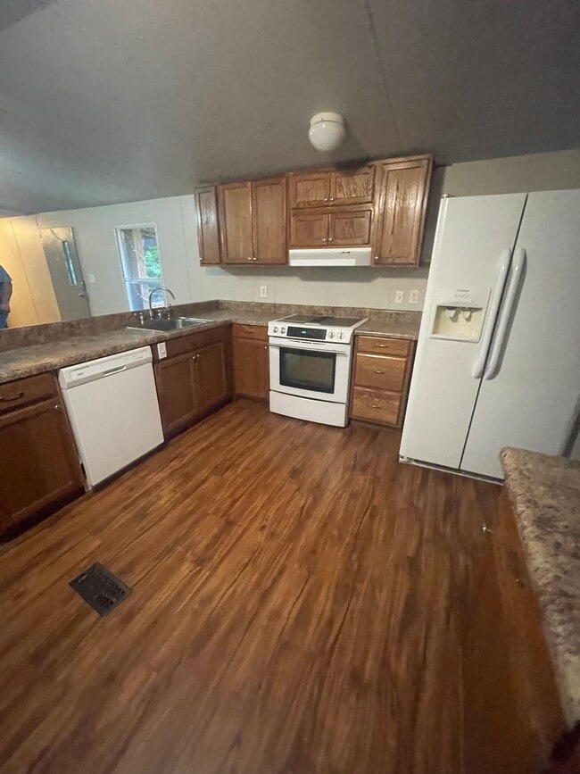 Photo - 574 Peach Orchard Rd