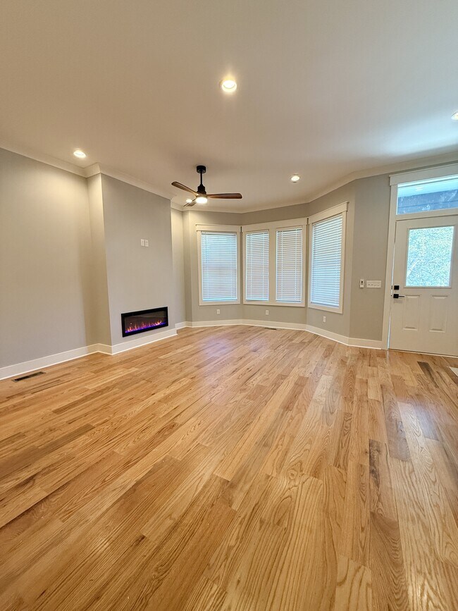 2305 Whitaker St Unit A