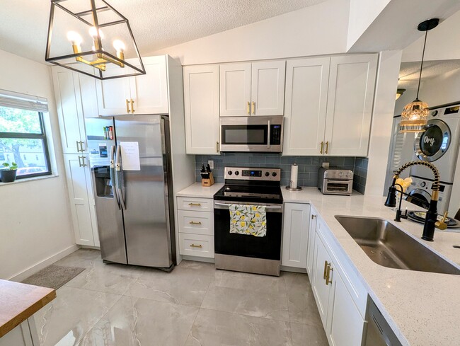 Photo - 3130 Millwood Terrace Unit 2160