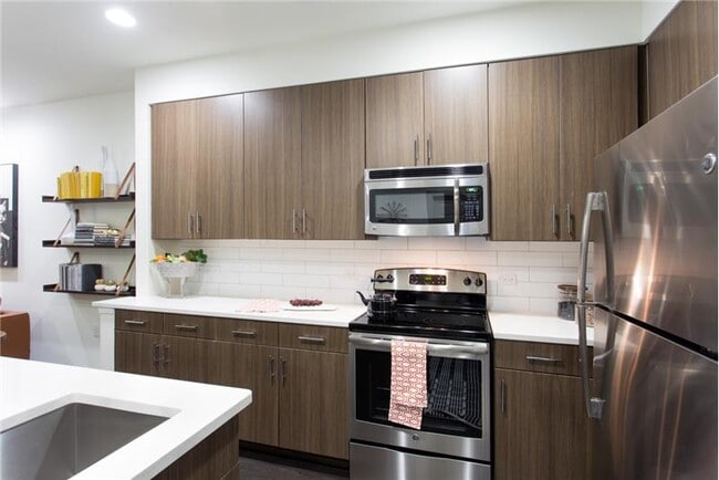 Photo - 1102 S Lamar Blvd Unit S7-33