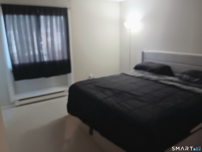 Photo - 585 Park Rd Unit 10-4