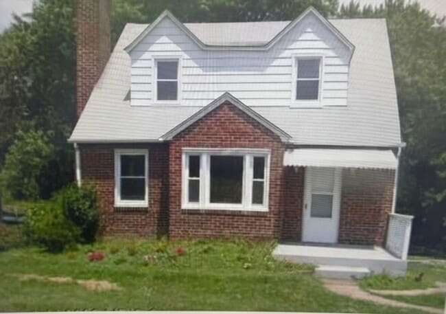 Building Photo - 4714 Ridge Rd