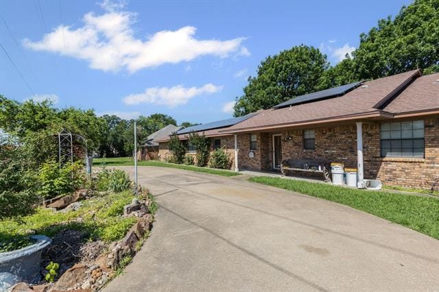 Photo - 100 Yorkshire Dr
