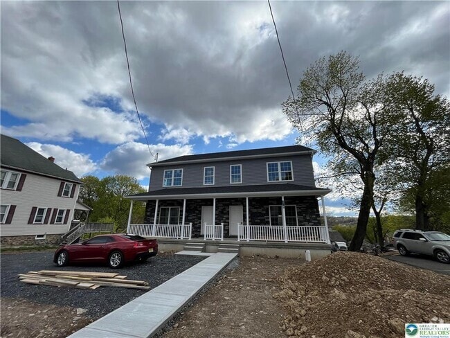 Building Photo - 203 N 7th St Rental