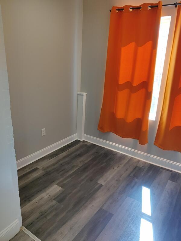 Photo - 6039 Sansom St