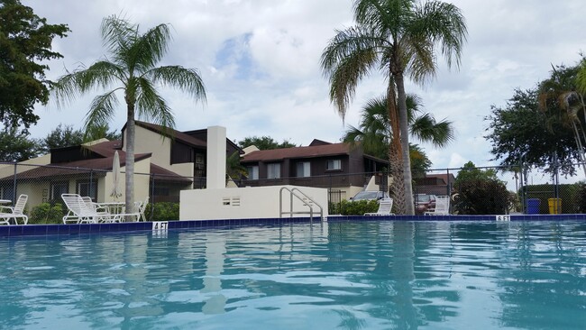 Building Photo - 5252 Bosque Ln Unit 12