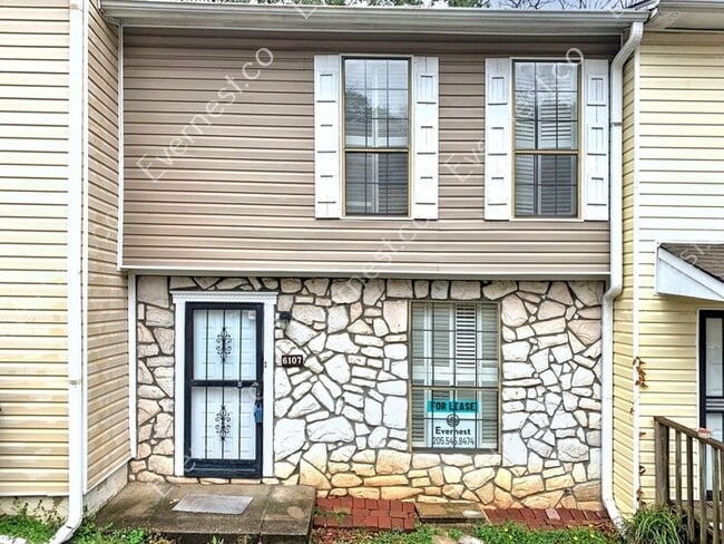 Building Photo - 6107 Crest Green Rd Rental