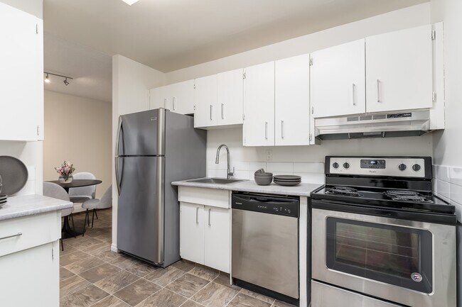 Photo - Breton Manor