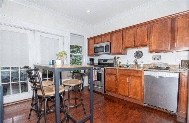 Photo - 122 G St Apartment Unit 2