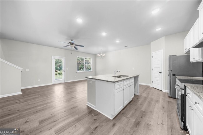 Photo - 217 Vickery Ln