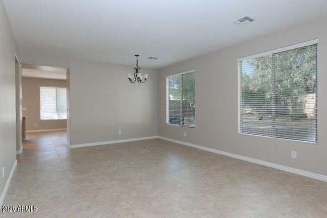 Photo - 2106 W Hemingway Ct