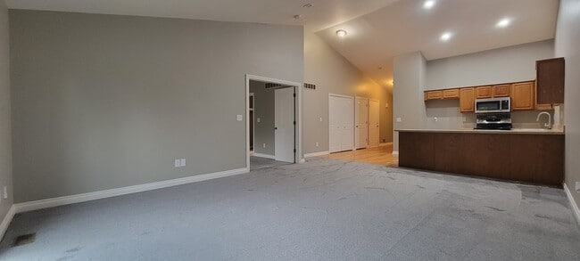 Photo - 3167 E 11 Mile Rd