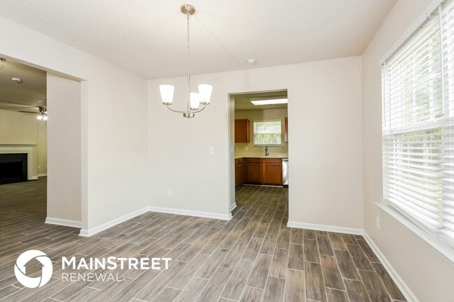 Photo - 6734 Brookfield Way