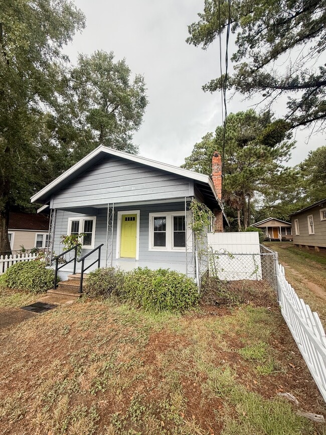 Photo - 1318 N Bronough St