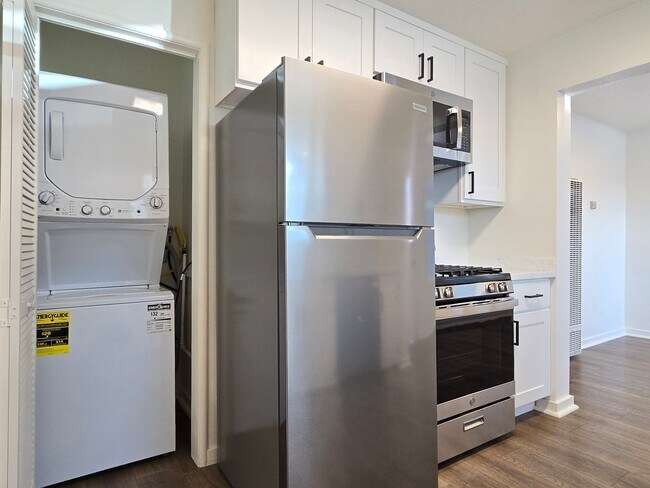 Photo - 675 Johanna Ave Unit 6