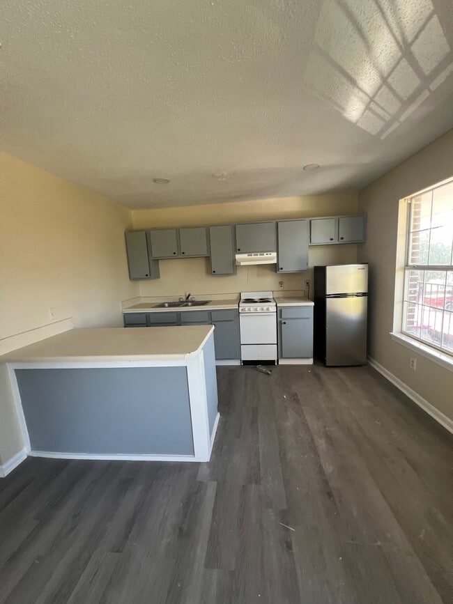 Photo - 1125 Washington St