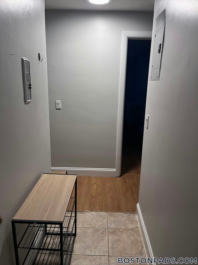 Photo - 110 Babcock St Unidad P2