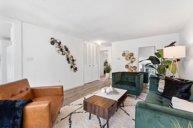 Mohawk Green Apartments