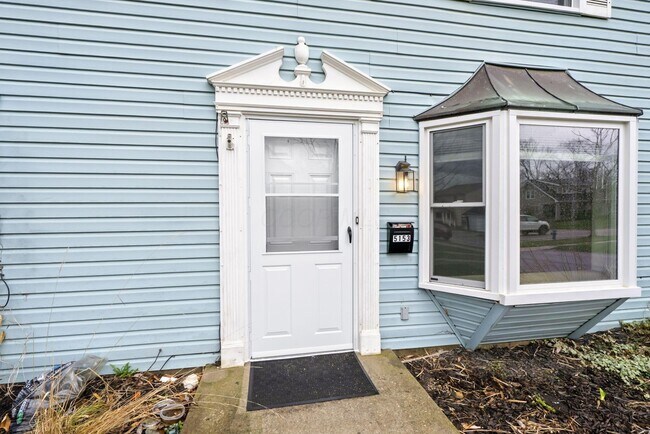 Photo - 5153 Norwich St