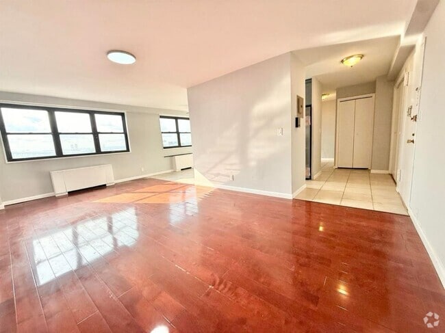 Building Photo - 1225 John F. Kennedy Blvd Unit 5 Rental