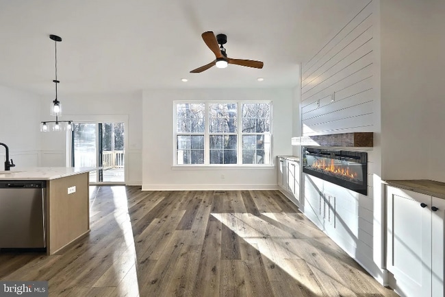 Photo - 1022 Trinity Rd