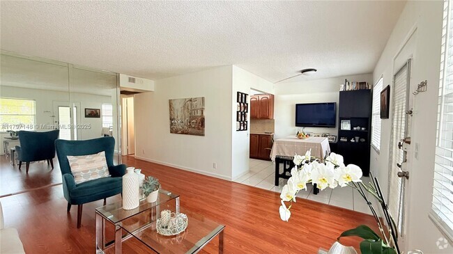 Building Photo - 13450 SW 3rd St Unit 308D Rental