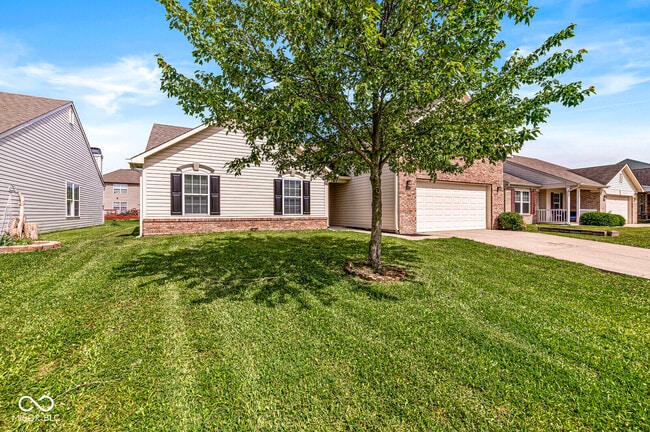 Photo - 2747 Foxbriar Pl