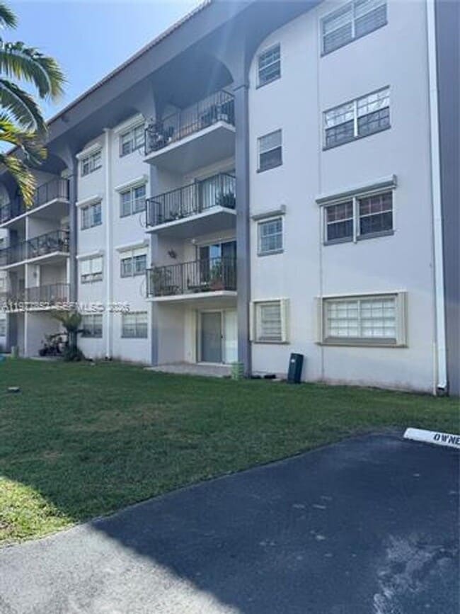 Photo - 8107 SW 72nd Ave Unit 8107 SW 72nd Ave # 125E